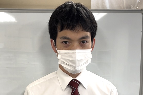 受付担当の近藤