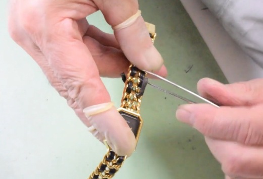 プルミエールのレザーリボン(革紐)交換